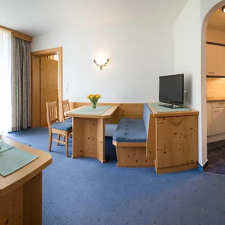 Appartementhaus Pinnisblick ノイシュティフト・イム・シュトゥーバイタール