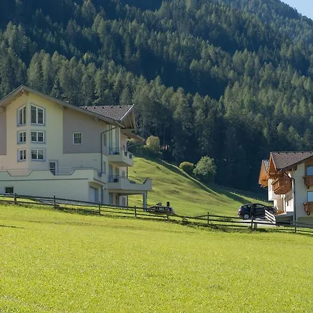 Appartementhaus Pinnisblick Apartamento