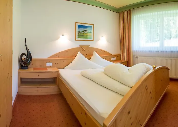 Appartementhaus Pinnisblick Neustift im Stubaital